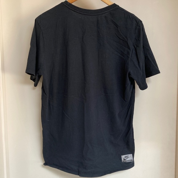 Nike International Polka Dot tee - Picture 7 of 10